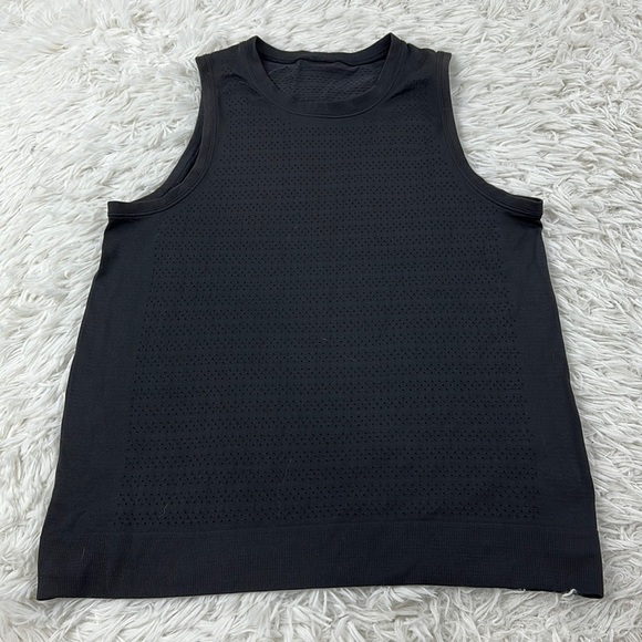 Lululemon Breeze By Muscle Tank Black / Black - Picture 1 of 4